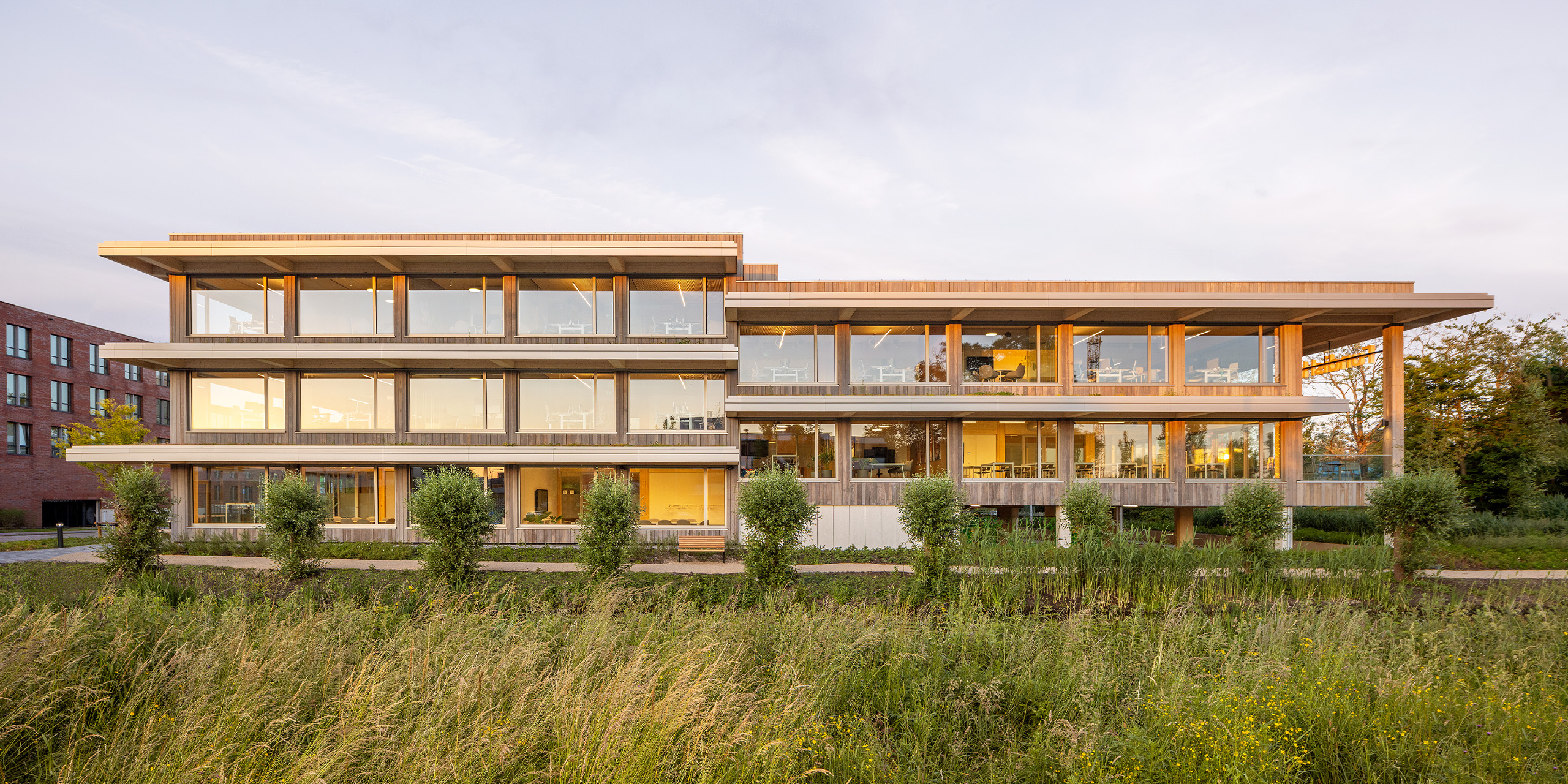 Carbon negative wooden
Fundis House in use >